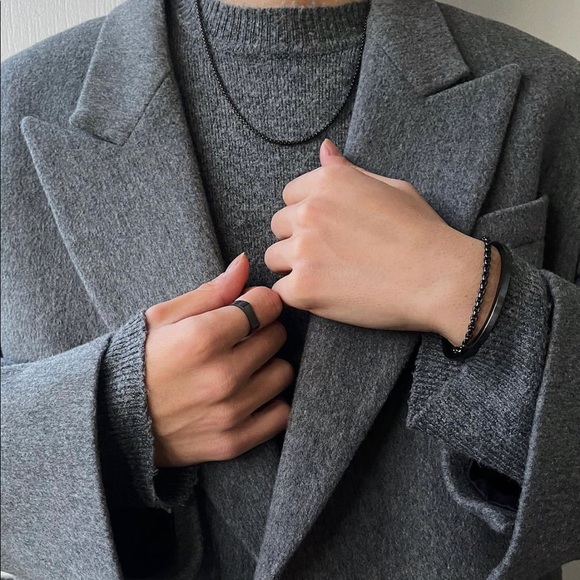 Mejuri Round Box Chain Necklace - Picture 2 of 3